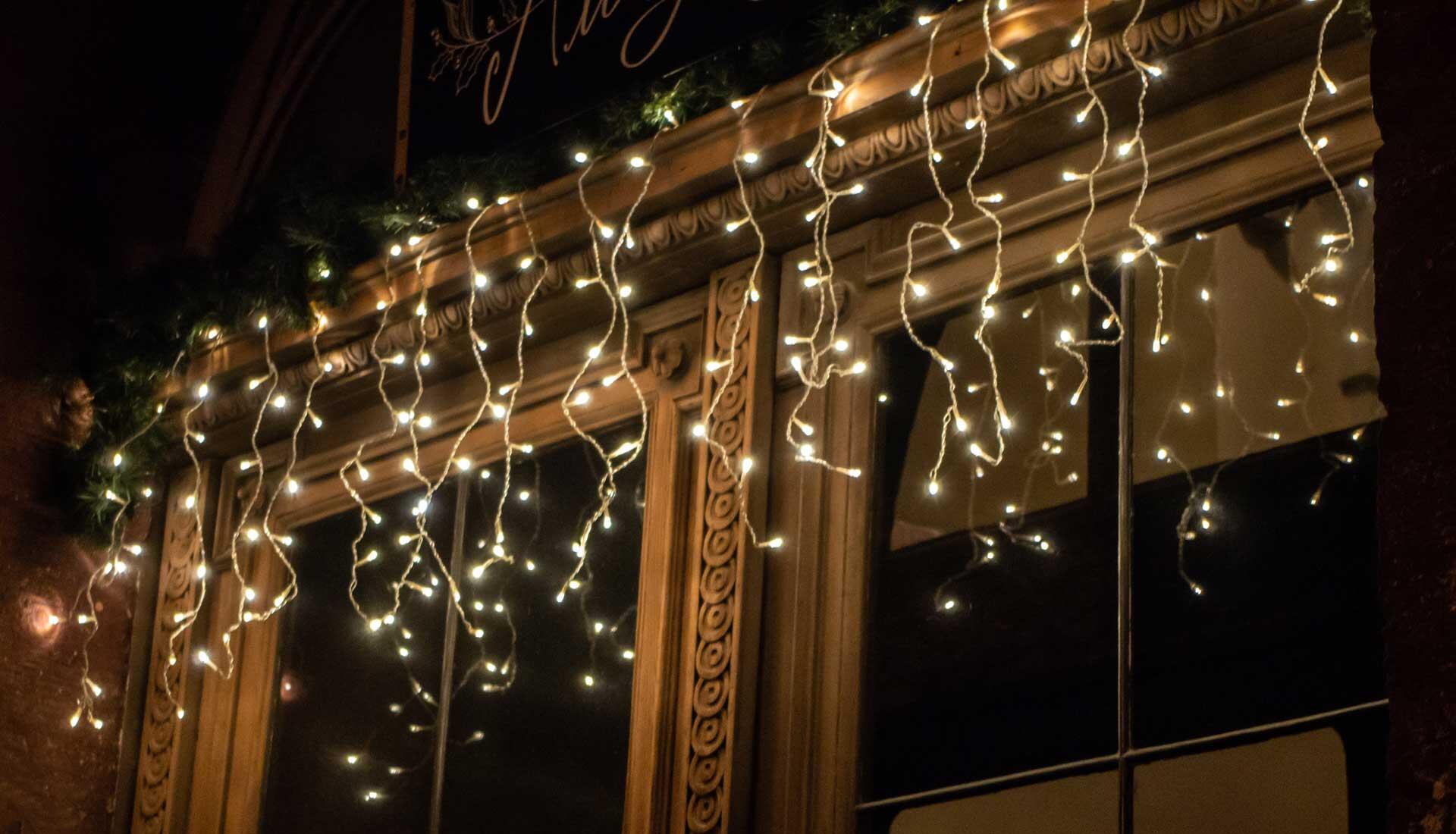 Setzen Sie an Weihnachten unbedingt auf LED-Lämpchen. Setzen Sie an Weihnachten unbedingt auf LED-Lämpchen.