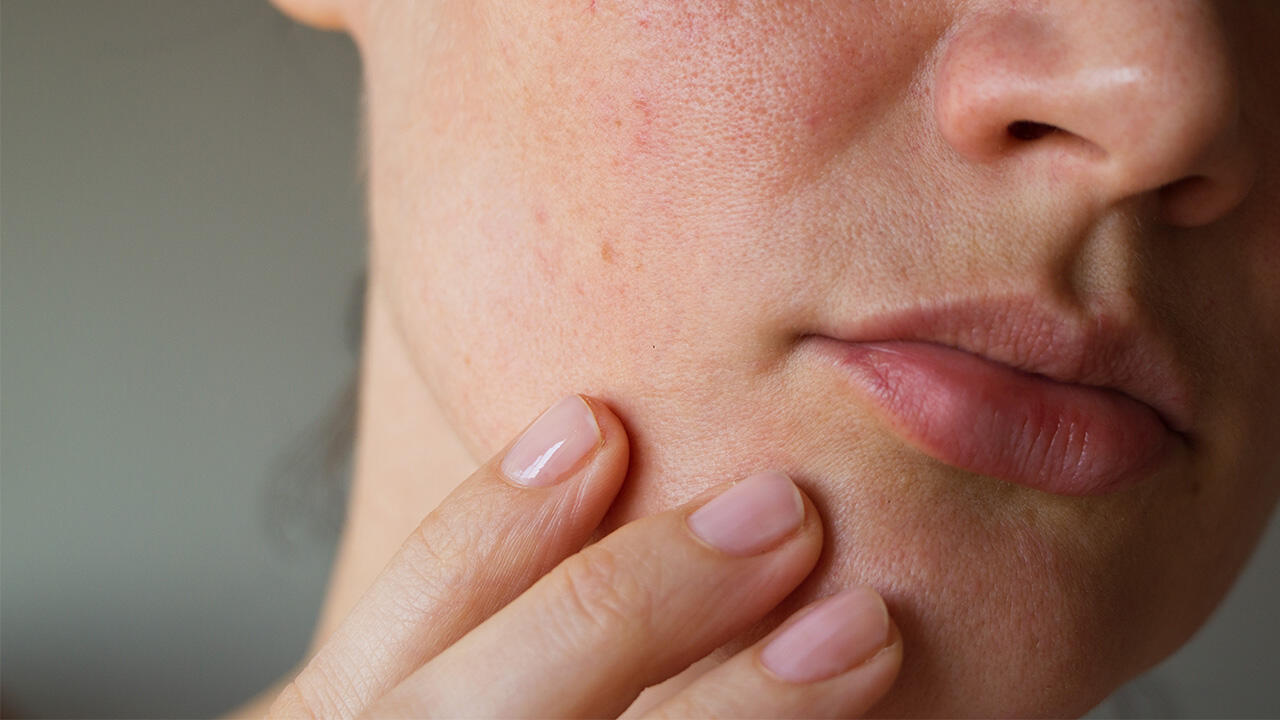 Insgesamt haben wir 26 Gesichtspeelings überprüft. "Sehr gut" schneiden mehr als die Hälfte der Produkte ab. Insgesamt haben wir 26 Gesichtspeelings überprüft. "Sehr gut" schneiden mehr als die Hälfte der Produkte ab.