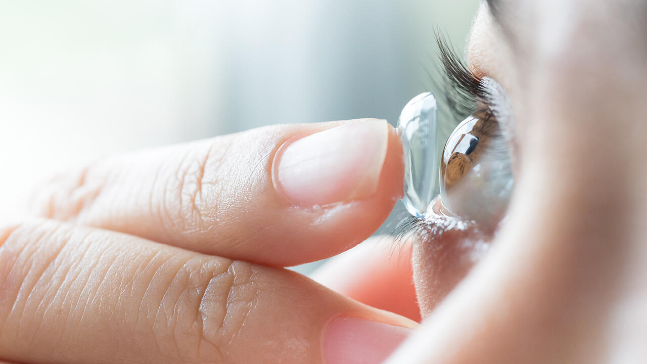 Kontaktlinsen im Test: Wir haben 16 weiche Monatslinsen überprüft. 