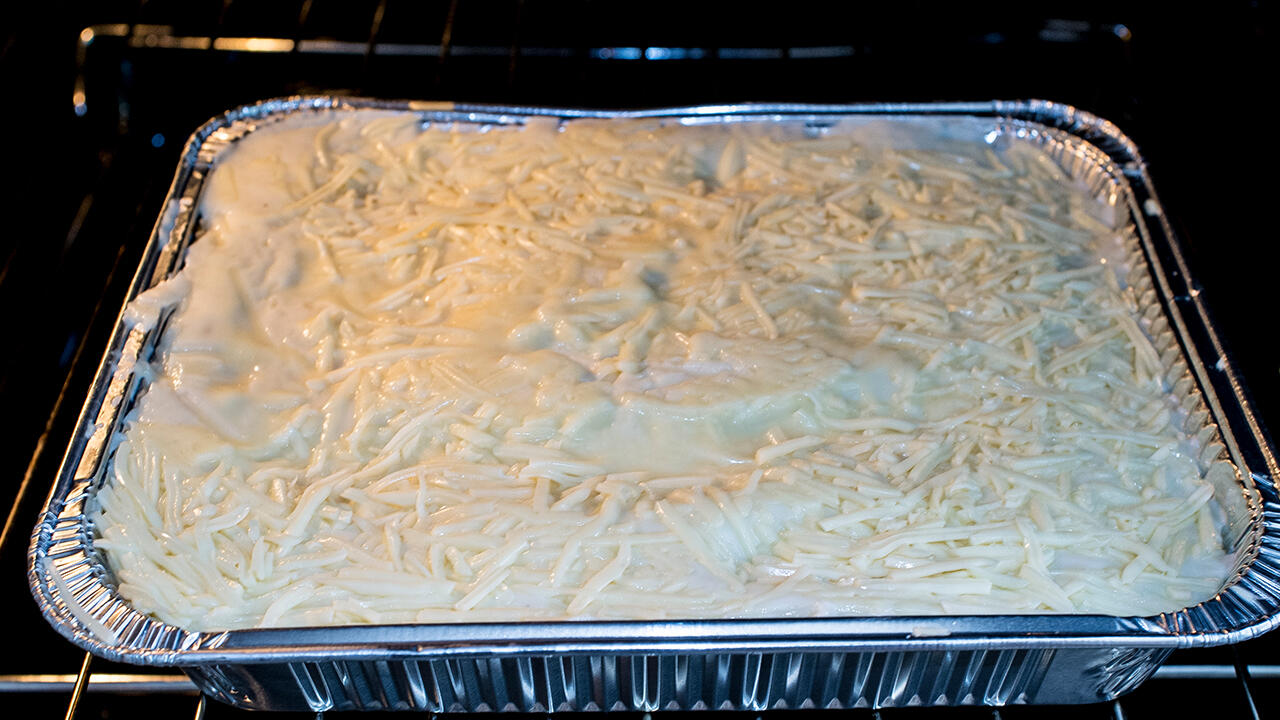 Auch im Test: Fertig-Lasagne. 