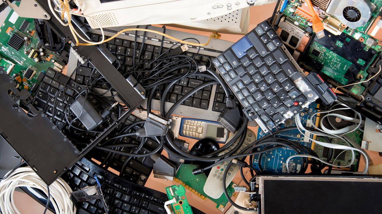 Elektroschrott entsorgen? Natürlich – nur bitte an der richtigen Adresse. Elektroschrott entsorgen? Natürlich – nur bitte an der richtigen Adresse.