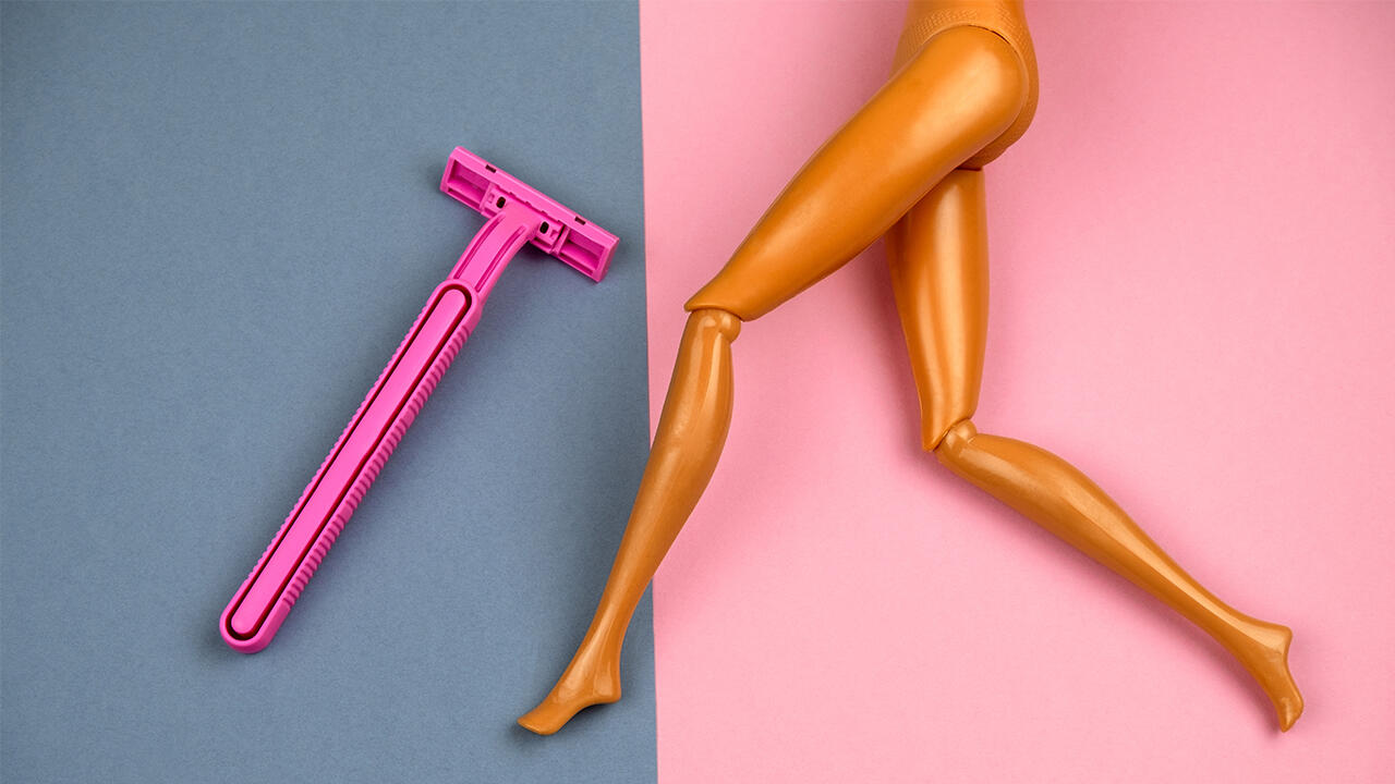 Zur Intimpflege gehört für zwei Drittel der deutschen Frauen die Intimrasur dazu. Zur Intimpflege gehört für zwei Drittel der deutschen Frauen die Intimrasur dazu.