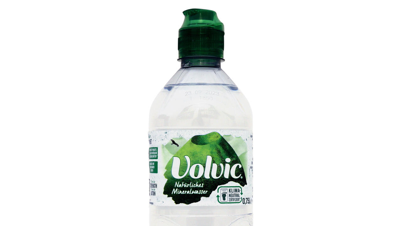 Volvic Natürliches Mineralwasser von Danone war für den "Goldenen Windbeutel" 2021 nominiert. Volvic Natürliches Mineralwasser von Danone war für den "Goldenen Windbeutel" 2021 nominiert.