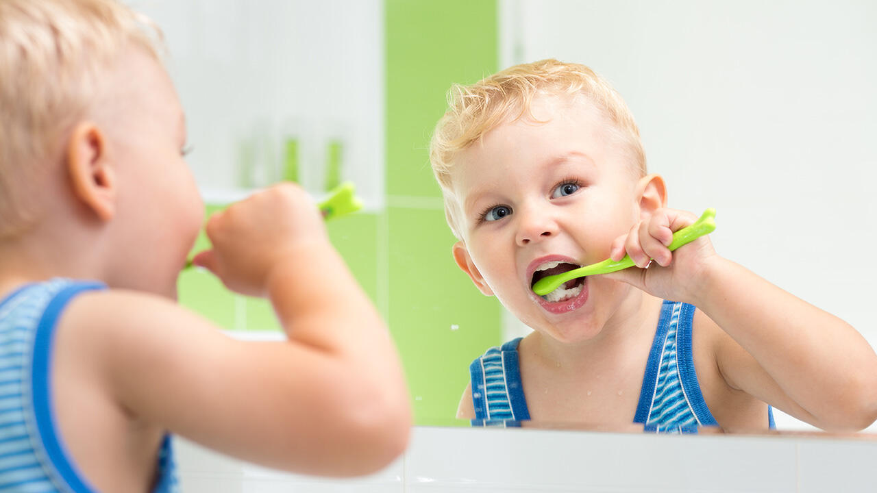 Kinderzahnpasta im Test: Wir haben 33 Produkte überprüft. Kinderzahnpasta im Test: Wir haben 33 Produkte überprüft.