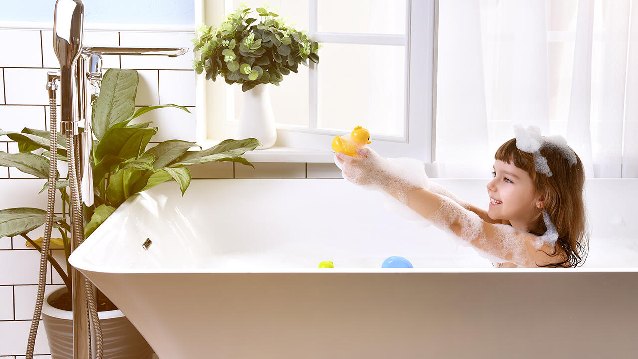 Duschgel & Shampoo in einem: 15 der von uns getesteten Produkte für Kinder sind "sehr gut". Duschgel & Shampoo in einem: 15 der von uns getesteten Produkte für Kinder sind "sehr gut".
