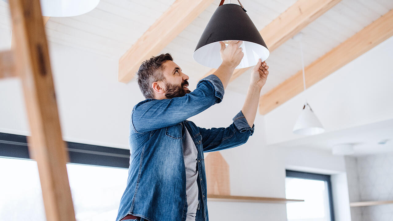 Energie sparen: Die Beleuchtung ist mit rund acht Prozent an der Stromrechnung beteiligt. 