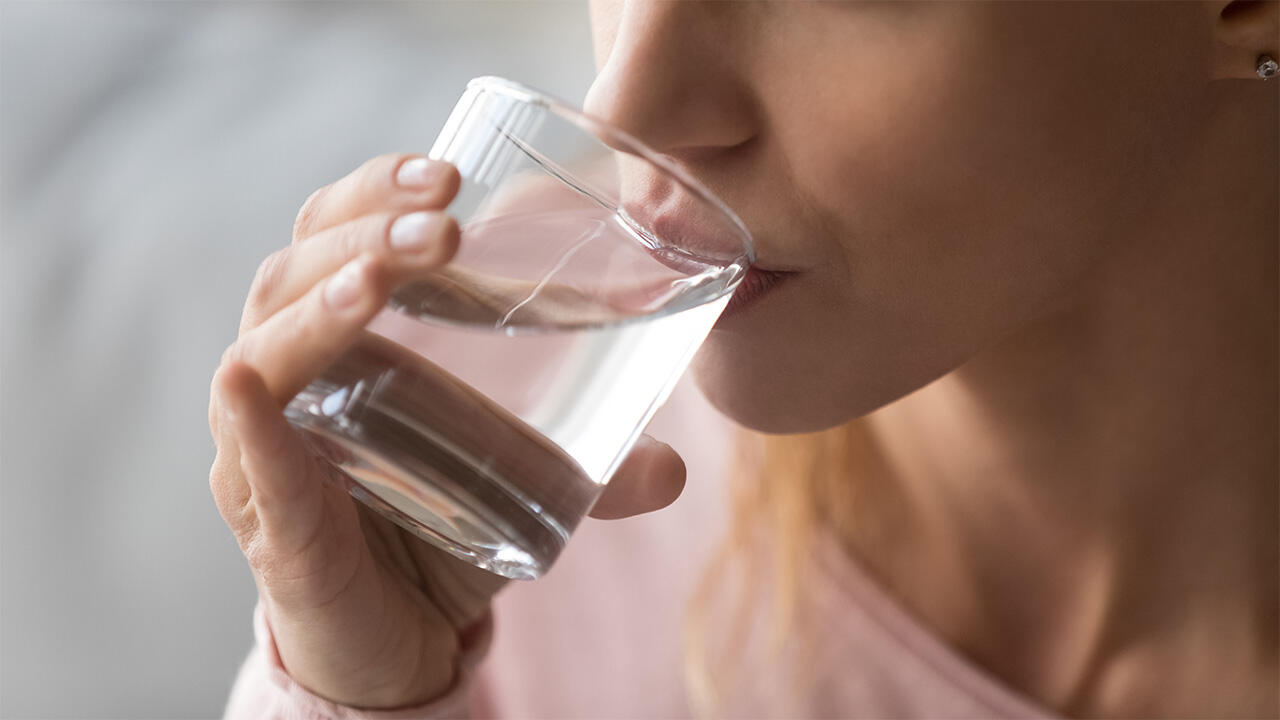 Stilles Wasser im Test: Viele der 98 getesteten Produkte sind empfehlenswert – aber nicht alle. Stilles Wasser im Test: Viele der 98 getesteten Produkte sind empfehlenswert – aber nicht alle.