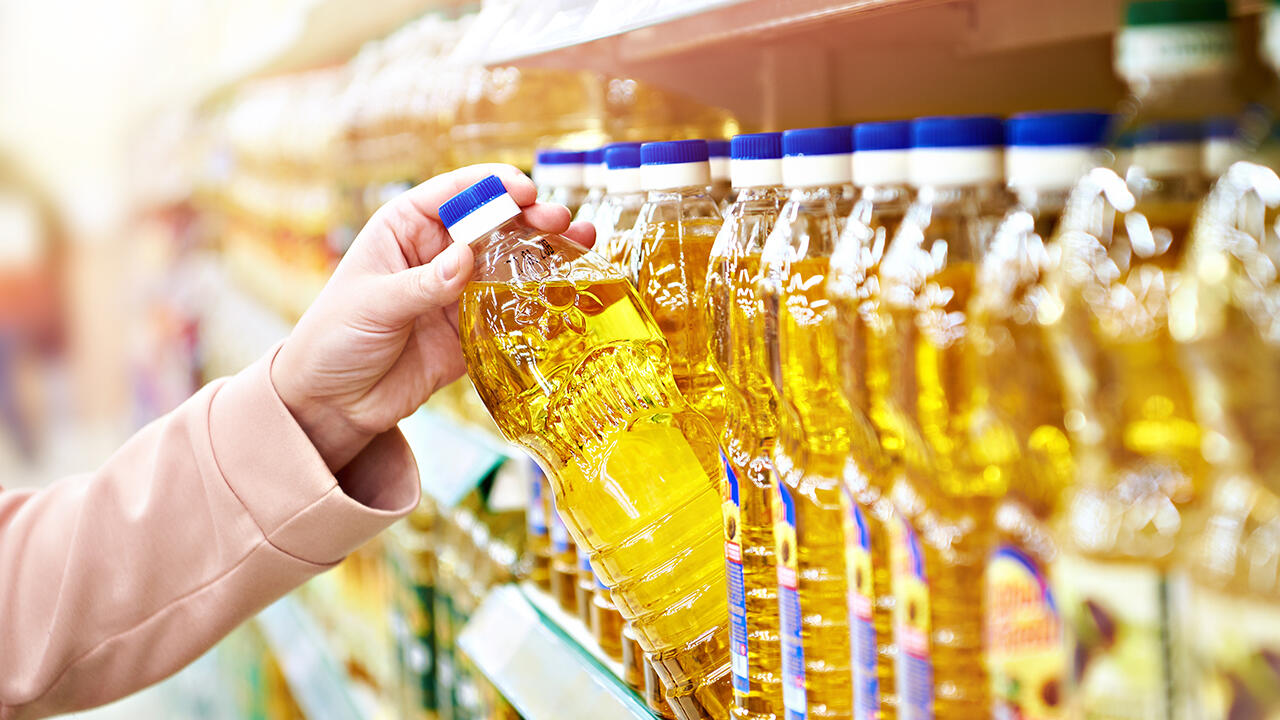Sonnenblumenöl gibt es in nahezu jedem Supermarkt zu kaufen.