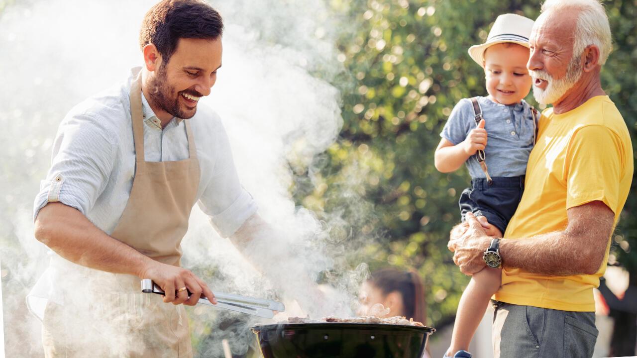 Grillen ist vor allem in den Sommermonaten beliebt. Grillen ist vor allem in den Sommermonaten beliebt.
