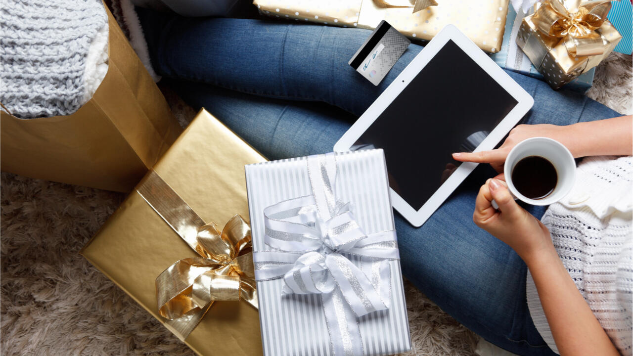 Vor Weihnachten boomt das Onlineshopping: Es lohnt sich, dabei auch an Klima und Umwelt zu denken. Vor Weihnachten boomt das Onlineshopping: Es lohnt sich, dabei auch an Klima und Umwelt zu denken.