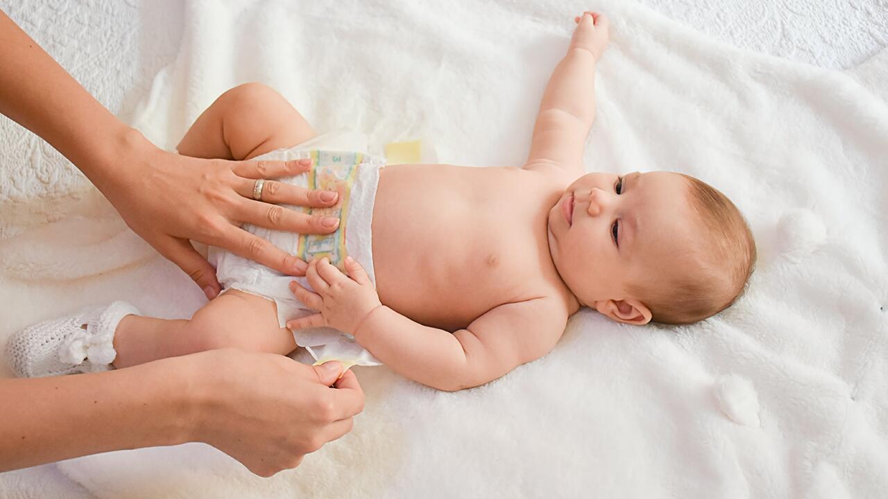 Wundschutzcreme-Test: Mineralöl auf Babyhaut? Bitte nicht