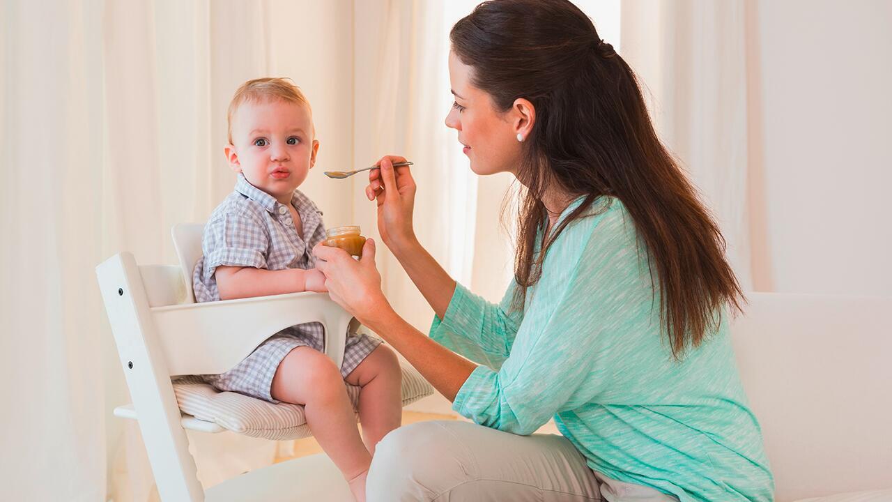 Kinderhochstühle im Test: Drei sind sicher, praktisch und ermöglichen stets gesundes Sitzen