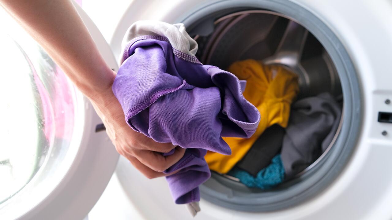 Color-Waschmittel im Test: Kein Pulver ist "sehr gut"
