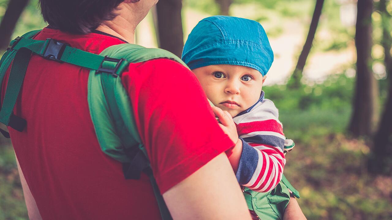 Babytragen im Test: Die Hälfte ist "gut"