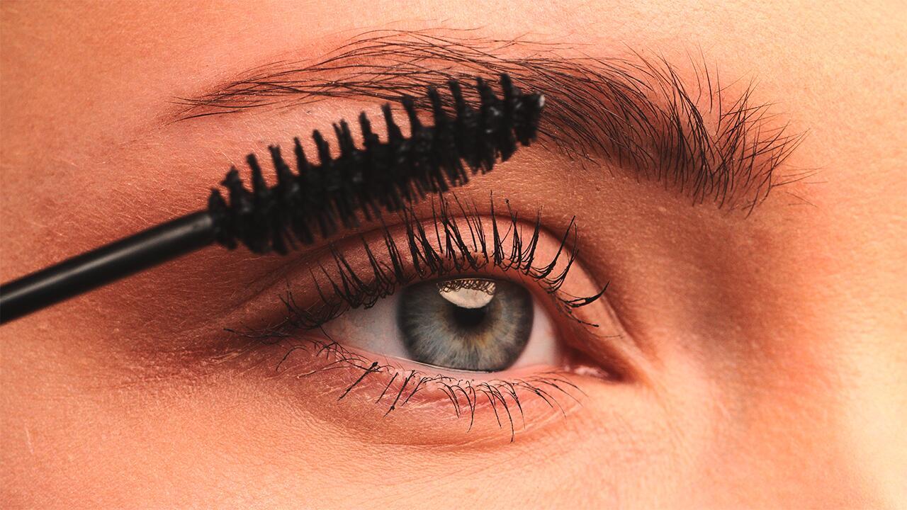 Mascara-Test: 10 von 16 haben gesundheitlich unbedenkliche Inhaltsstoffe