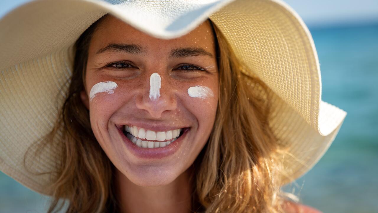 Sonnencreme: Wie finde ich den richtigen Lichtschutzfaktor heraus?