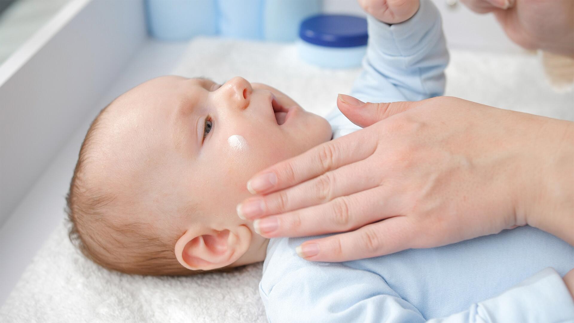 Labor findet bedenkliches Mineralöl in Babycreme 