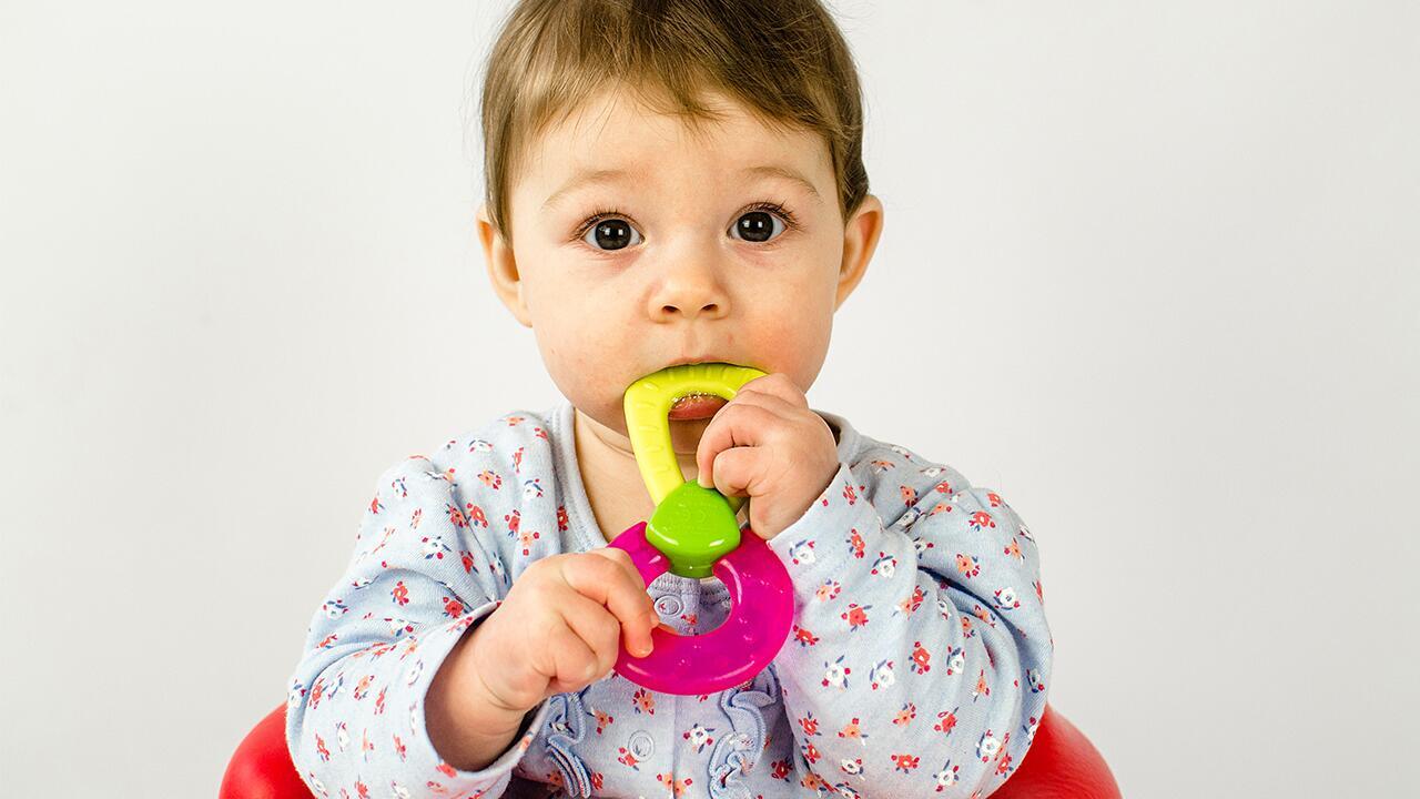 Kinder vor Schadstoffen schützen: Welche Stoffe Eltern kennen sollten
