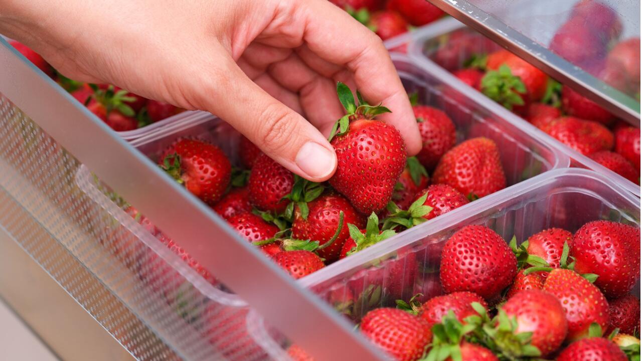 Erdbeeren richtig lagern: 5 Tipps, damit die Früchte länger halten