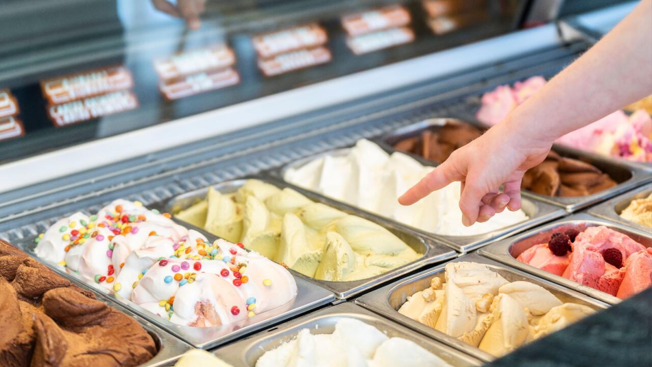 Gutes Eis erkennen: Worauf Sie in der Eisdiele achten sollten