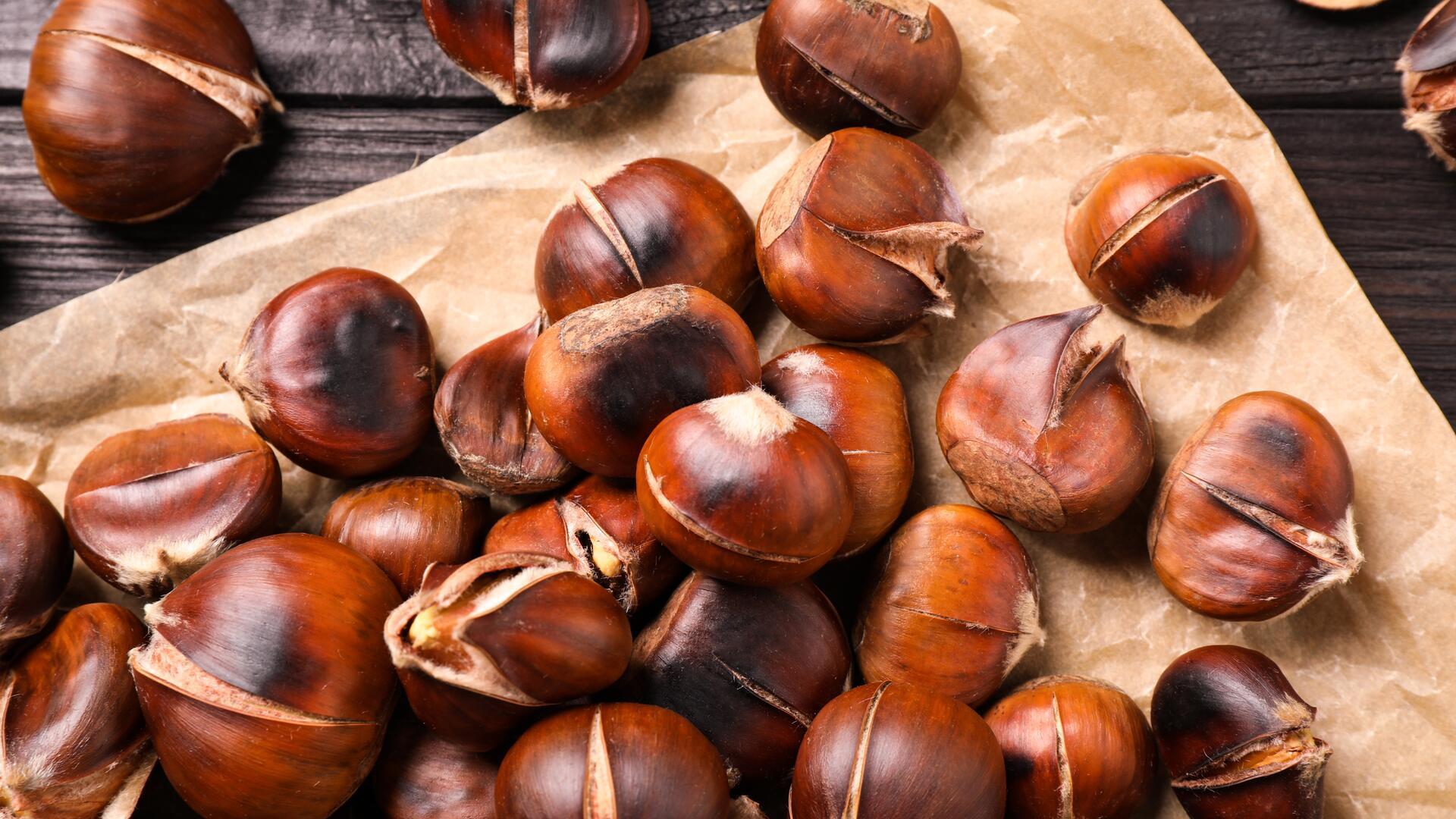Im Backofen oder Kochtopf: Maronen richtig zubereiten