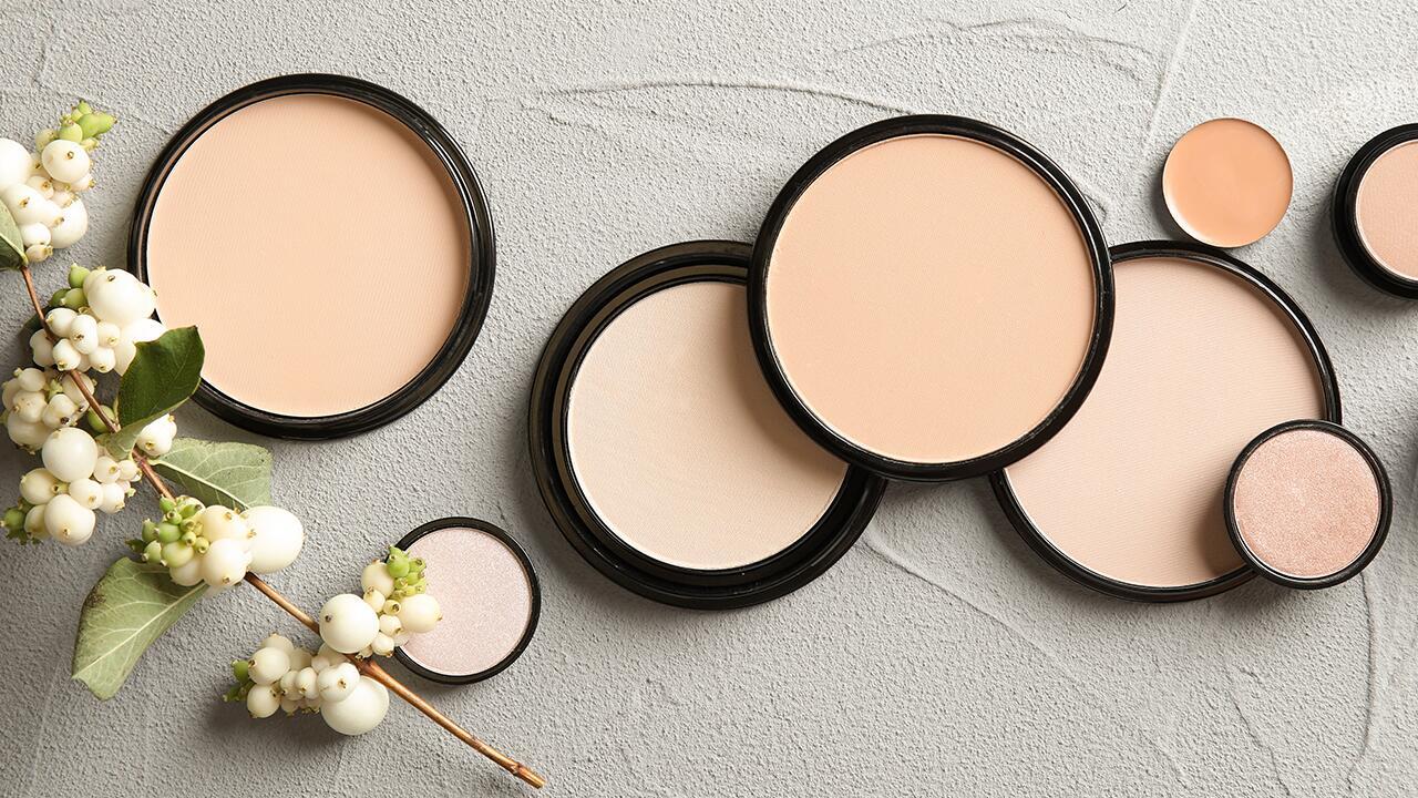 Kompaktpuder im Test: Arsen, Blei und Nickel verschlechtern Ergebnisse Kompaktpuder im Test: Arsen, Blei und Nickel verschlechtern Ergebnisse