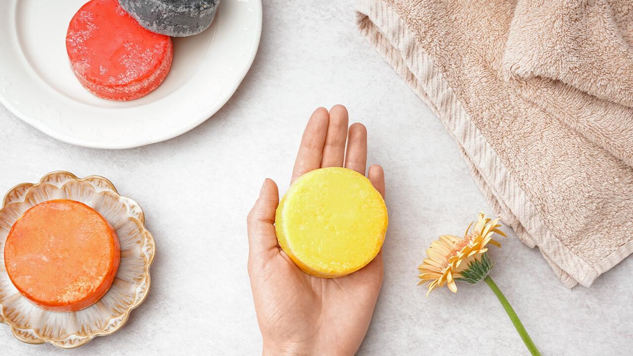 Festes Duschgel-Test: Gut und ökologisch? Festes Duschgel-Test: Gut und ökologisch?