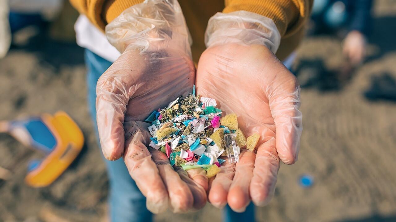 Mikroplastik: Woher es kommt und warum es der Umwelt schadet